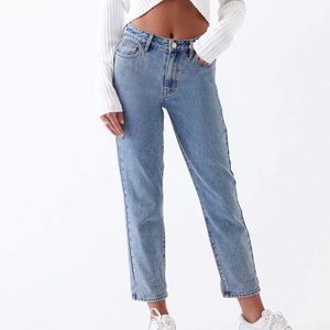 PACSUN Mom Jean Medium Blue Wash High-Rise